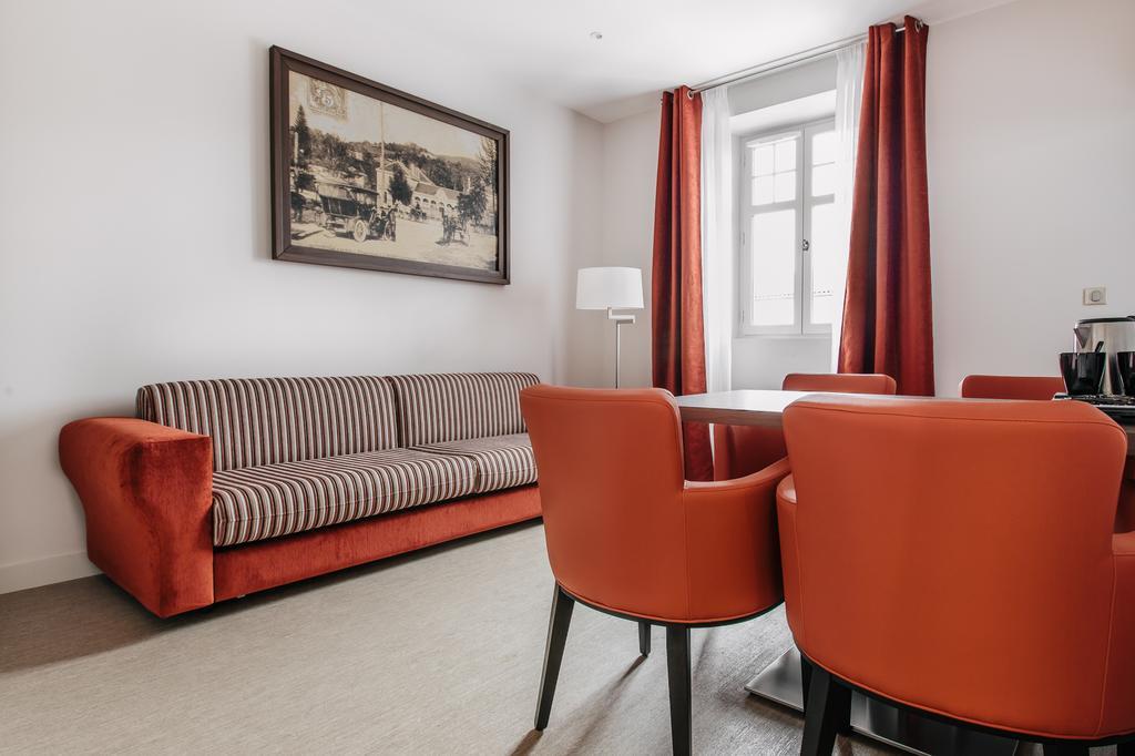 Hotel-Cafe Du Trinquet Cambo-les-Bains Eksteriør bilde