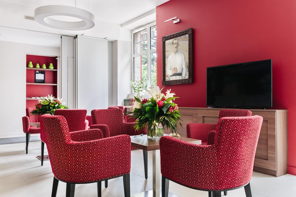 Hotel-Cafe Du Trinquet Cambo-les-Bains Eksteriør bilde